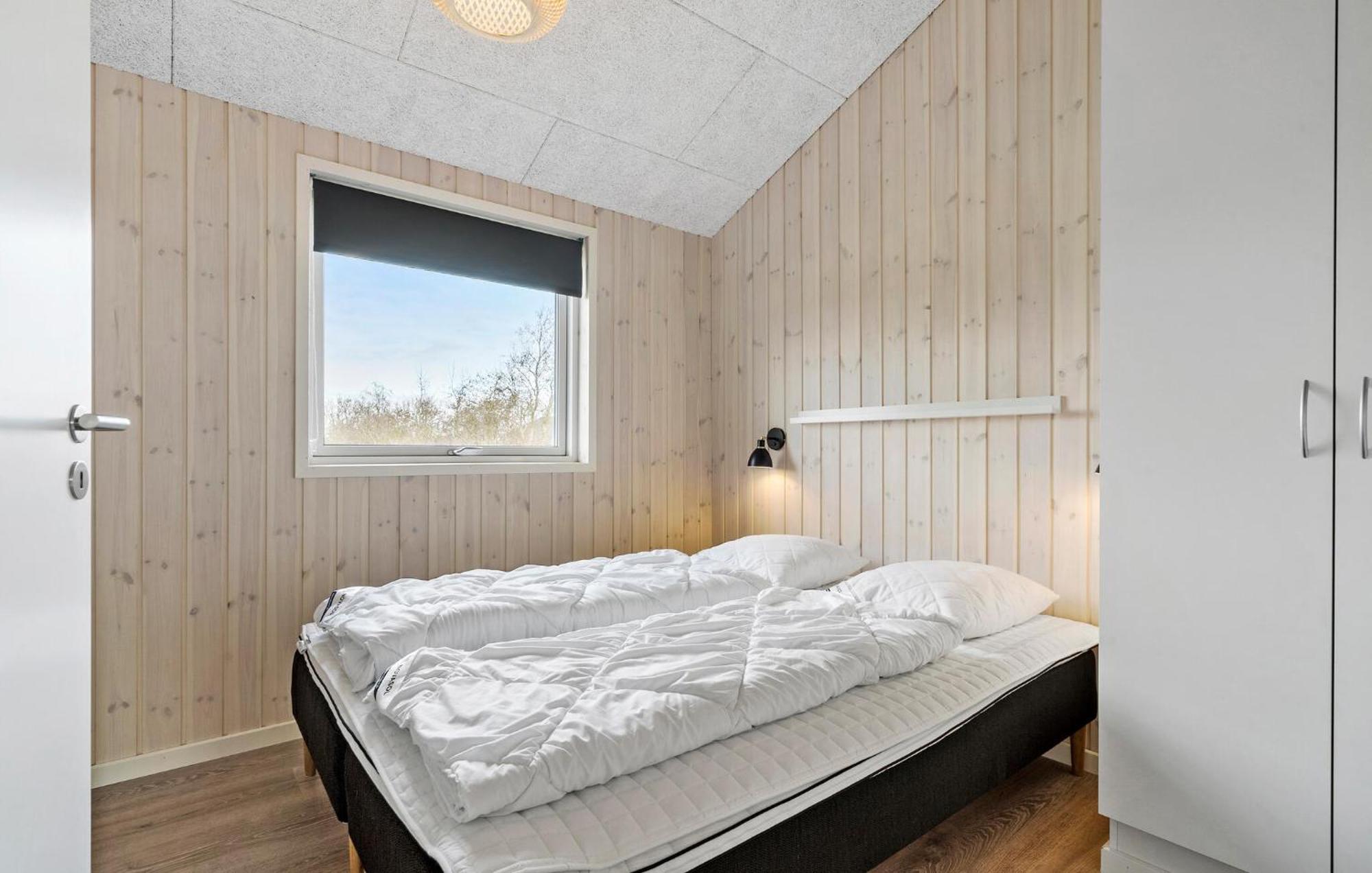 Beautiful Home In Tarm With Sauna エクステリア 写真