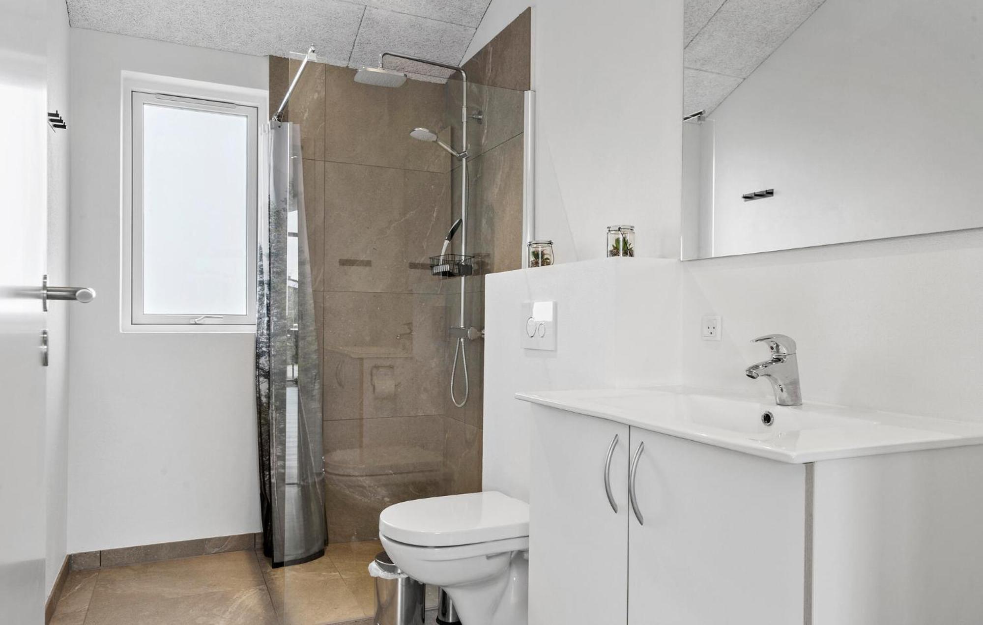 Beautiful Home In Tarm With Sauna エクステリア 写真